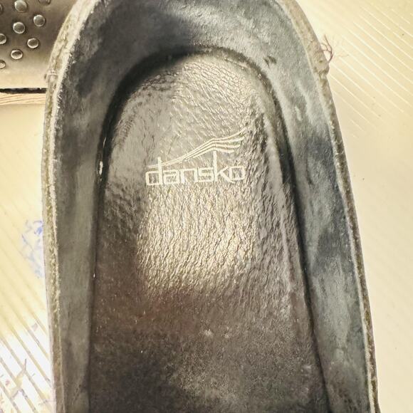 Dansko Shoes Womens 8 Black Leather Clogs Slip On Studded Comfort Work Classic - Picture 10 of 12